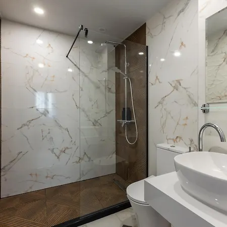 Modern For 4 - Kabakum 600m Апартамент Варна